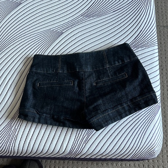 Kismet shorts - Picture 2 of 3